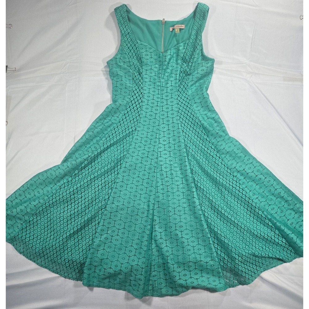 Danny and Nicole Teal Green Lace Fit and Flare Dress Size 10 Sweetheart Neck